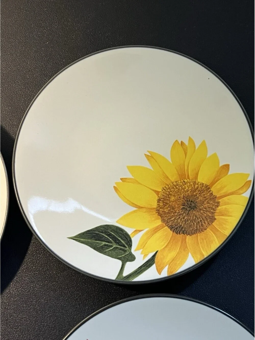 NIB Noritake Colorwave Graphite Appetizer Plates, Set Of 4, 6.25
